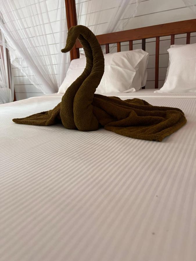 Wood Lodge มิริสซา ภายนอก รูปภาพ