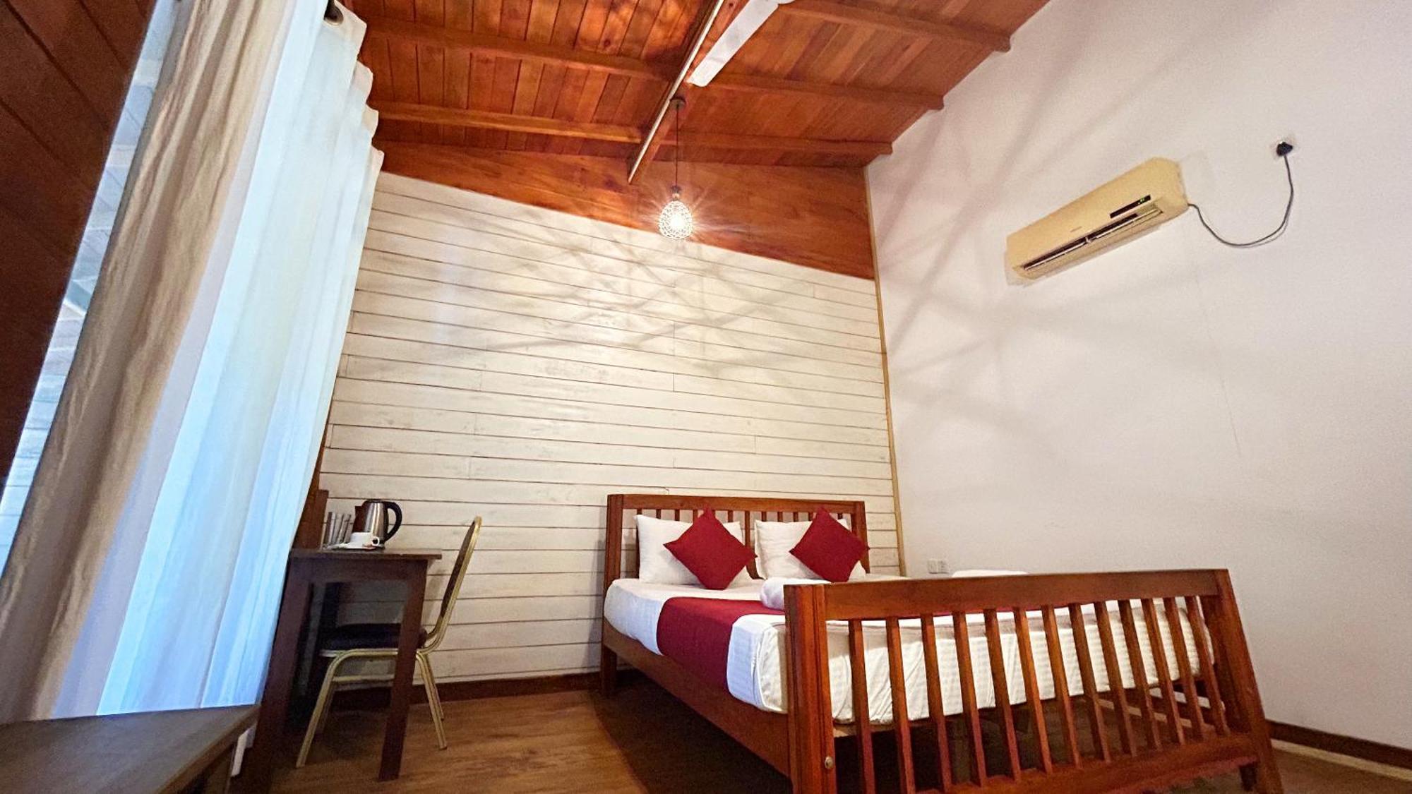 Wood Lodge มิริสซา ภายนอก รูปภาพ
